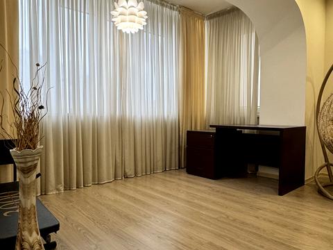 квартира по адресу Андрея Верхогляда ул. (Михайла Драгомирова), 4