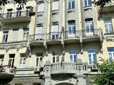 квартира за адресою Євгена Чикаленка вул. (Пушкінська), 21