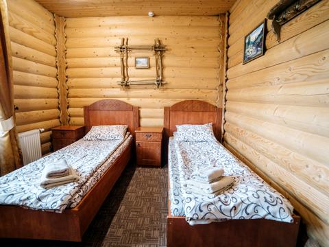 коммерческая по адресу с. Яблоница, Степана Бандери, 30