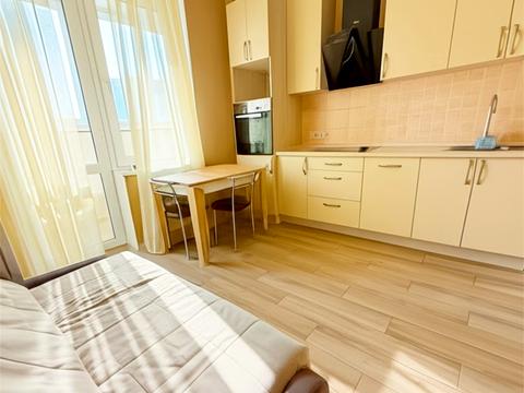 квартира по адресу Академика Глушкова просп., 9-Д