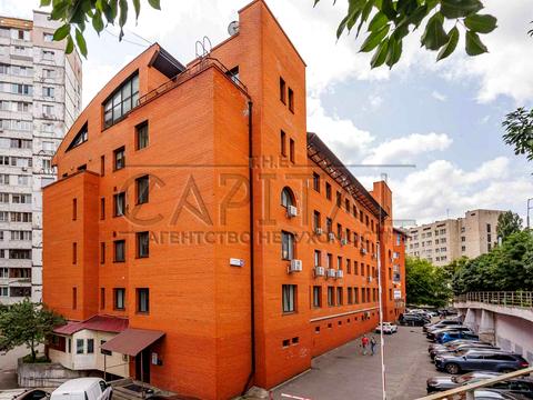 коммерческая по адресу Дегтяревская ул., 33