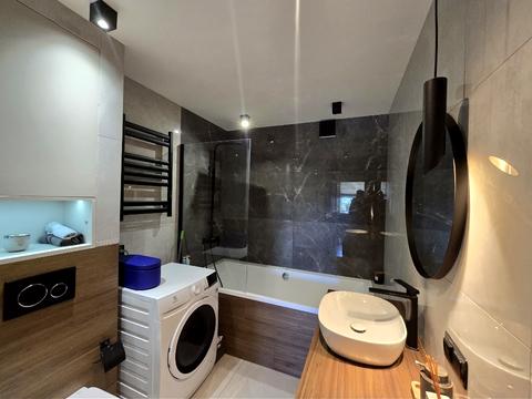 квартира за адресою Космонавтів просп., 79
