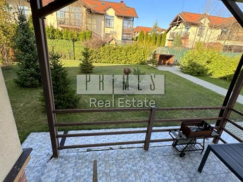 будинок за адресою Абрикосова вул.