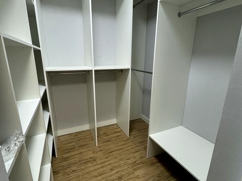 квартира за адресою Причальна вул., 12