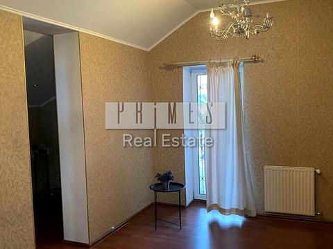 будинок за адресою Вишнева вул.