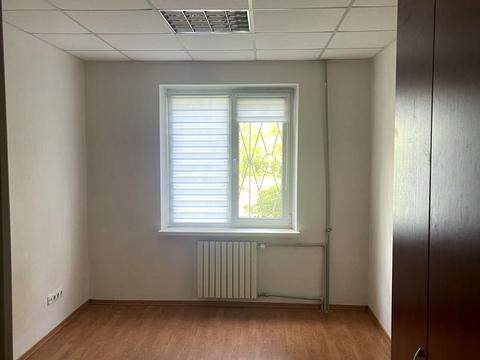 коммерческая по адресу Князя Владимира Великого просп., 70