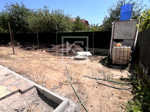 будинок за адресою Виноградна вул., 1