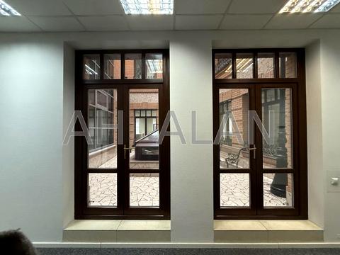 комерційна за адресою Михайлівська вул., 7