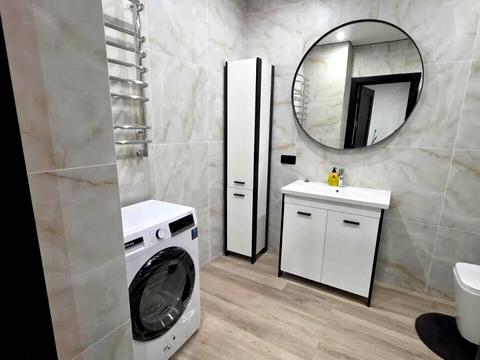 квартира за адресою Романа Левицького вул., 4