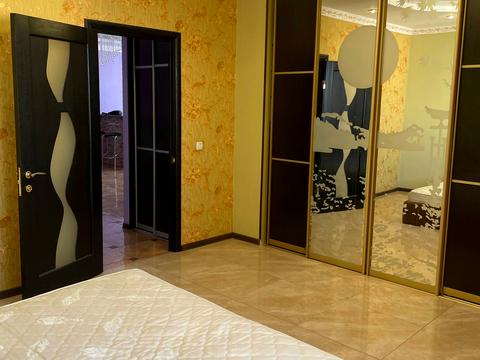 квартира по адресу Александра Мишуги ул., 12