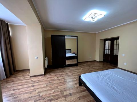 квартира по адресу Орлика Пилипа ул., 7