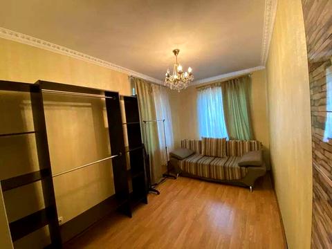 будинок за адресою Богатирська вул., 42