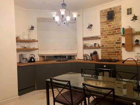 квартира за адресою Шота Руставелі вул., 20