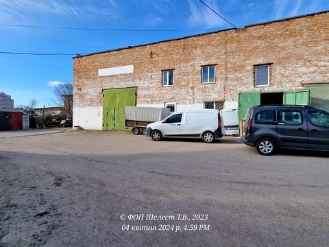 комерційна за адресою Узинська, 2