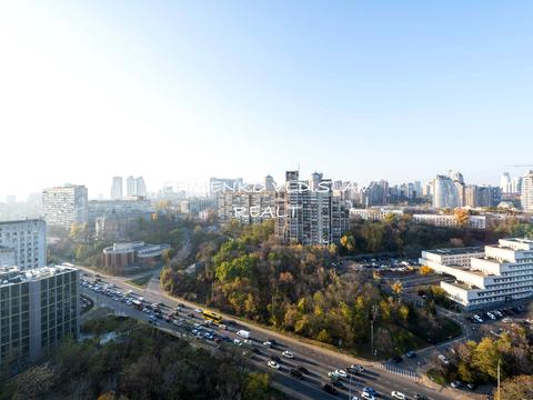 квартира за адресою Болсуновська вул. (Сергія Струтинського), 2