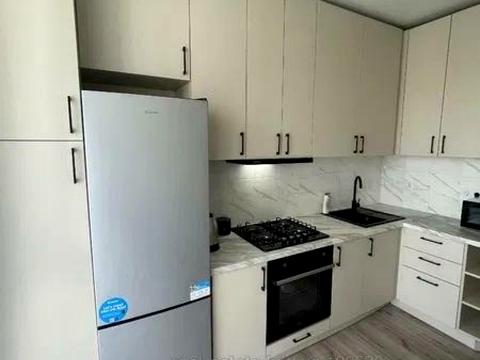 квартира за адресою пилипа орлика, 31
