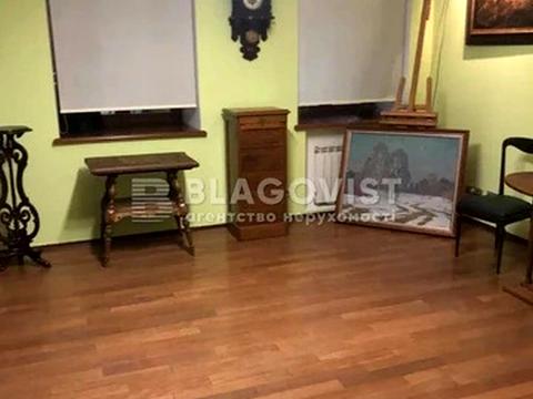 комерційна за адресою Бульварно-Кудрявська вул. (Воровського), 9