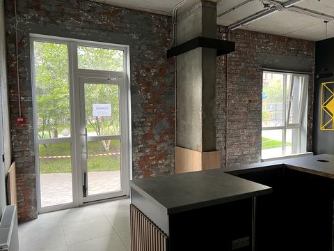 комерційна за адресою Ісмаїла Гаспринського вул. (Сормовська), 3
