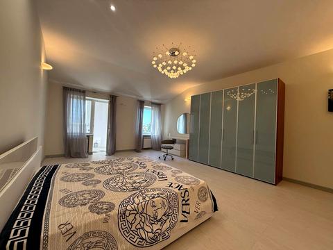 квартира за адресою Довженка вул., 6