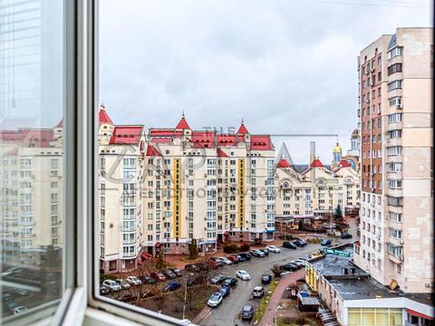 квартира за адресою Київ, Володимира Івасюка просп. (Героїв Сталінграду), 22