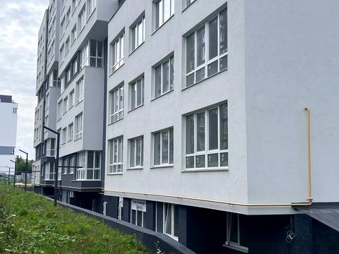 комерційна за адресою Володимира Великого вул. (Артема), 10в