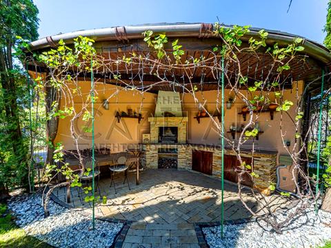 будинок за адресою Лісова вул.