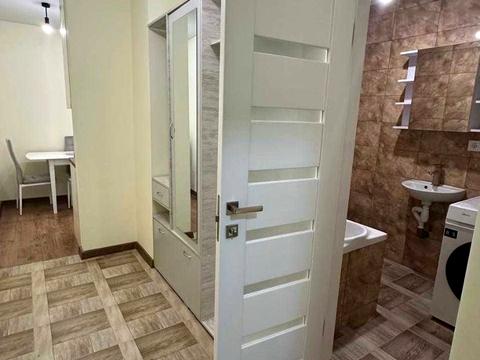 квартира за адресою Романа Левицького вул., 4