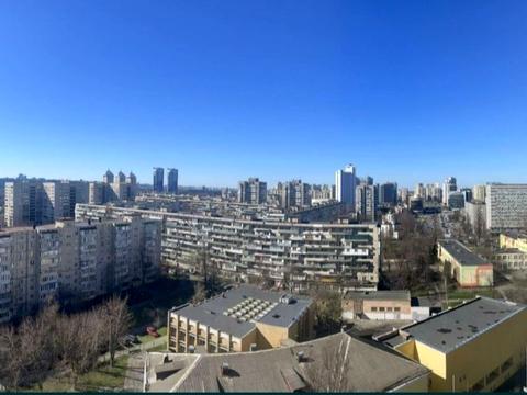 комерційна за адресою Ованеса Туманяна вул., 3