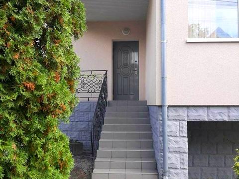 будинок за адресою Світанкова вул., 10