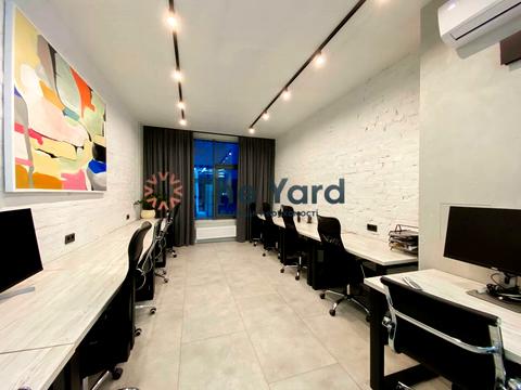 комерційна за адресою Андрія Верхогляда вул. (Михайла Драгомирова), 19