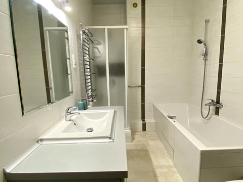 квартира за адресою В'ячеслава Чорновола вул., 25