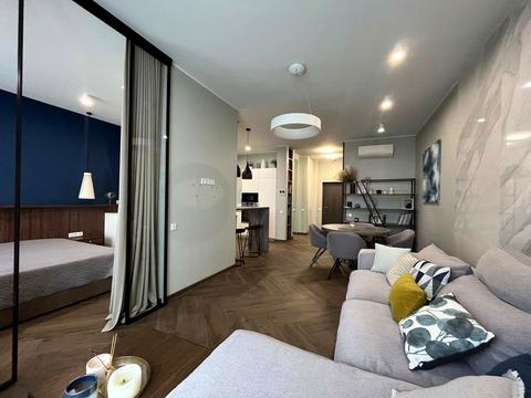 квартира за адресою Авіаконструктора Антонова вул., 2-Б