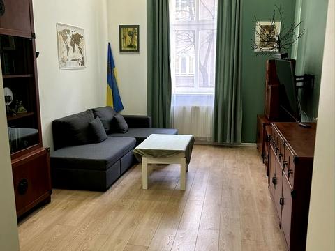 квартира за адресою Юліана Романчука вул., 1