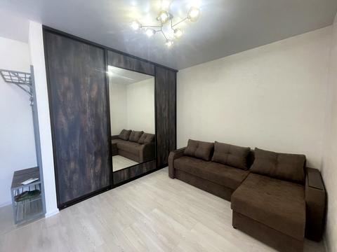 квартира за адресою Перлинна вул., 8