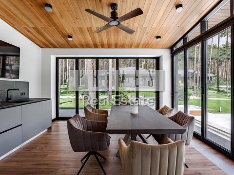 дом по адресу Центральная ул.