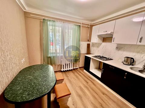 квартира за адресою Братиславська вул., 42-А