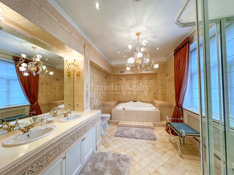 квартира за адресою Паторжинського вул., 14