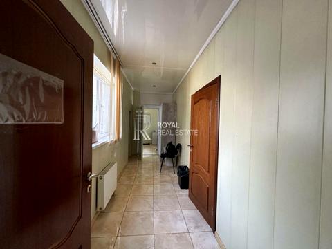 комерційна за адресою Прирічна вул., 28
