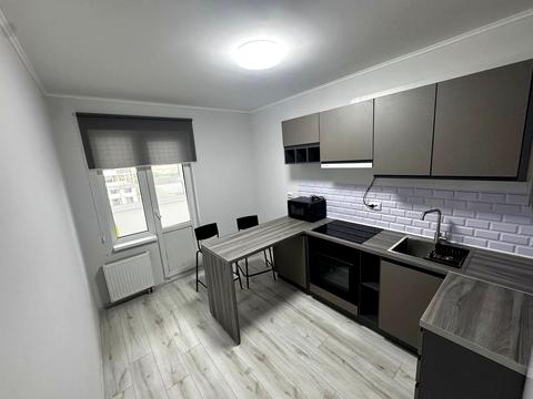 квартира за адресою Озерна вул., 27а