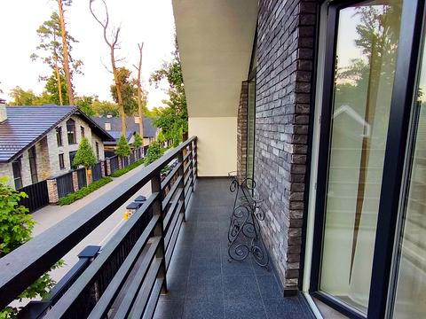 дом по адресу с. Буча, Коновальця