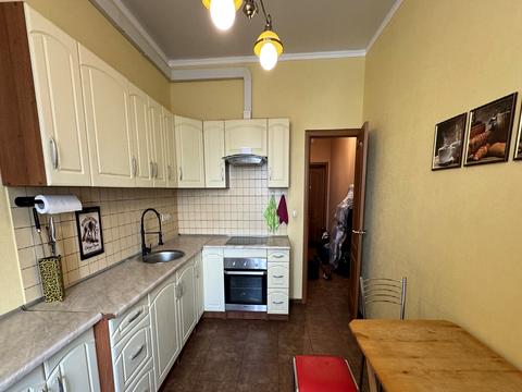 квартира за адресою Перемоги просп., 66з
