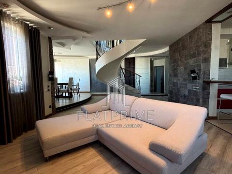 квартира по адресу Анны Ахматовой ул., 13-Г