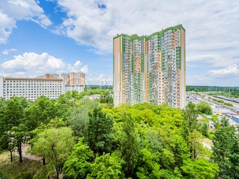 квартира по адресу Семьи Кульженков ул. (Дегтяренко Петра), 37