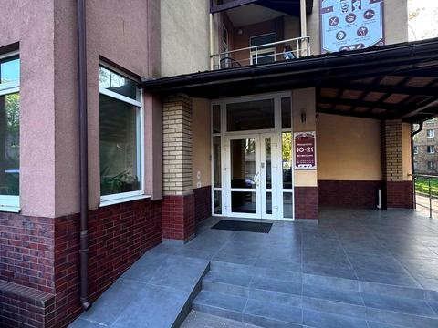 коммерческая по адресу Елены Телиги ул., 5-Б