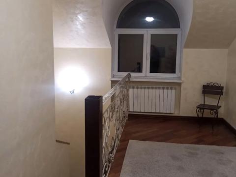 будинок за адресою Незалежності