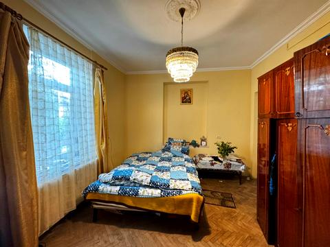 квартира за адресою Воля вул., 8