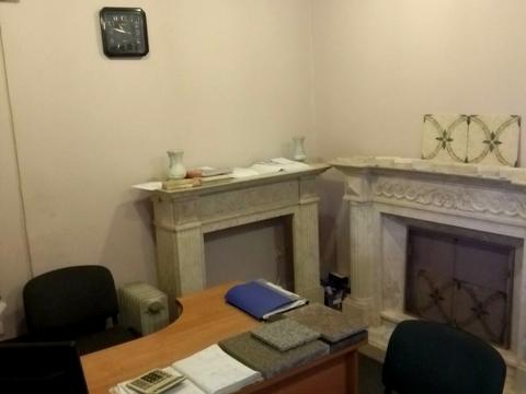 комерційна за адресою Прохоровська вул., 37
