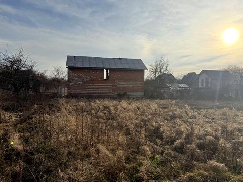 будинок за адресою Вишнева вул.