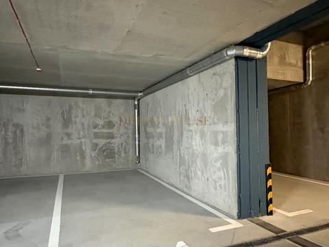 паркоместо по адресу Леси Украинки ул., 3
