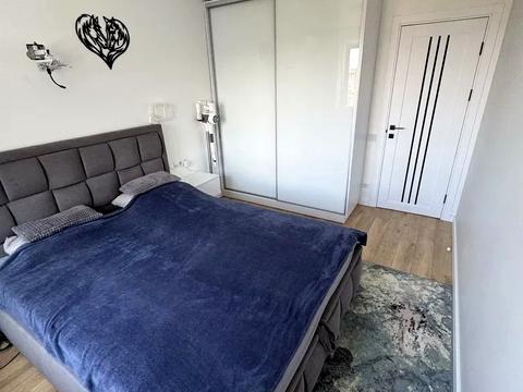 квартира за адресою Почайнинська вул., 60